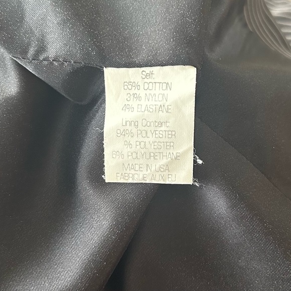 Theory PinStripe 2 Button Jacket-Size 4-Black/White/Mulberry-Excellent shape! - Picture 7 of 7